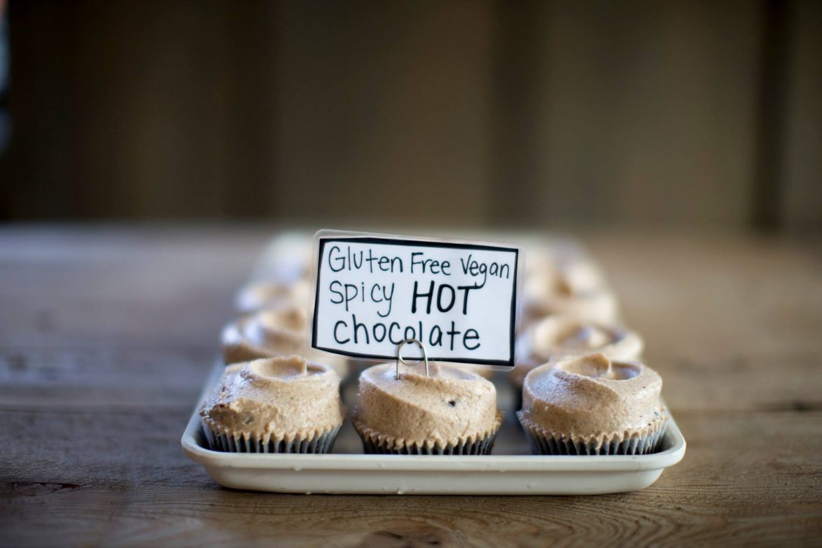 Dining Little Cupcake Bakeshop Brooklyn Vegan Spicy