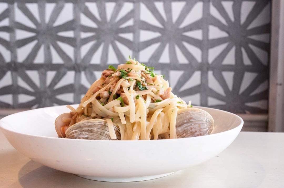 Dining Pescatore Restaurant Manhattan Pasta