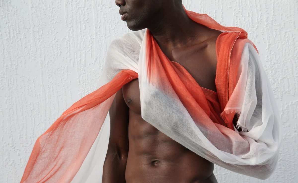 Events Up Coming Arrival Gates Unexpected Cashmere Flying Solo White Orange