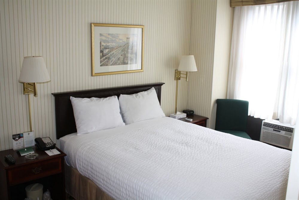 Wolcott Hotel Double Room