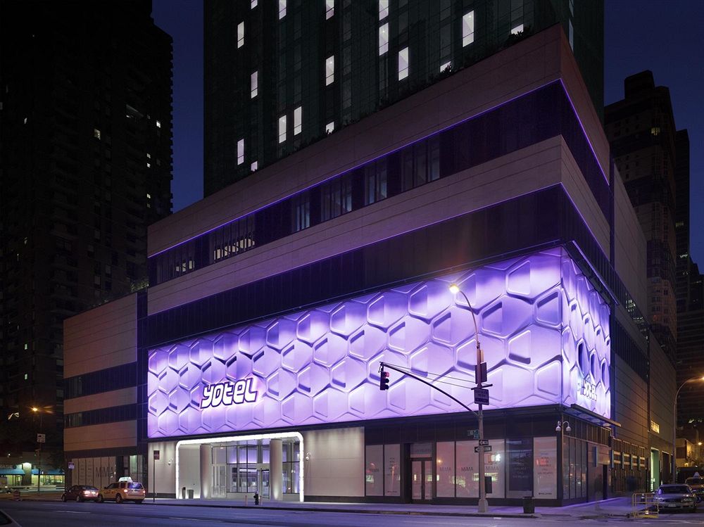 Yotel Hotel Façade
