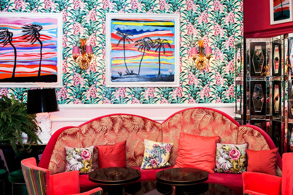 Nightlife Bars Pauls Baby Grand Sofa