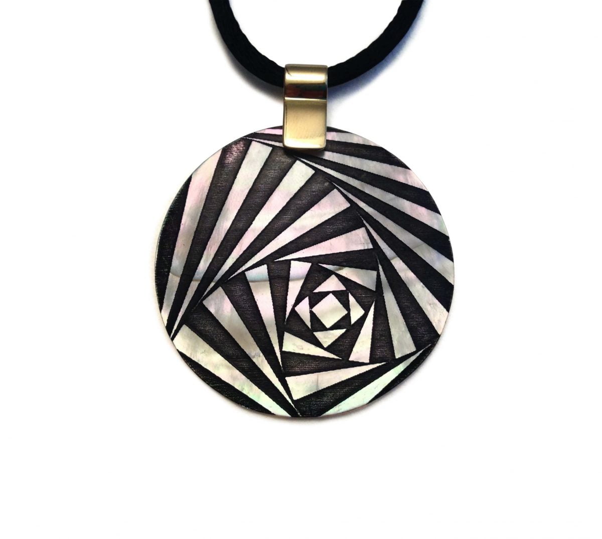 Our Experts Recaps Julls 2016 Jewelry Miriam Mamber Spiral Pendant