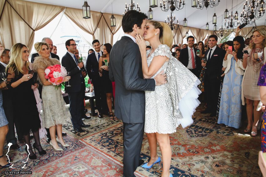 Shop Weddings Paula Merlo Rooftop of The NoMad Hotel Kissing